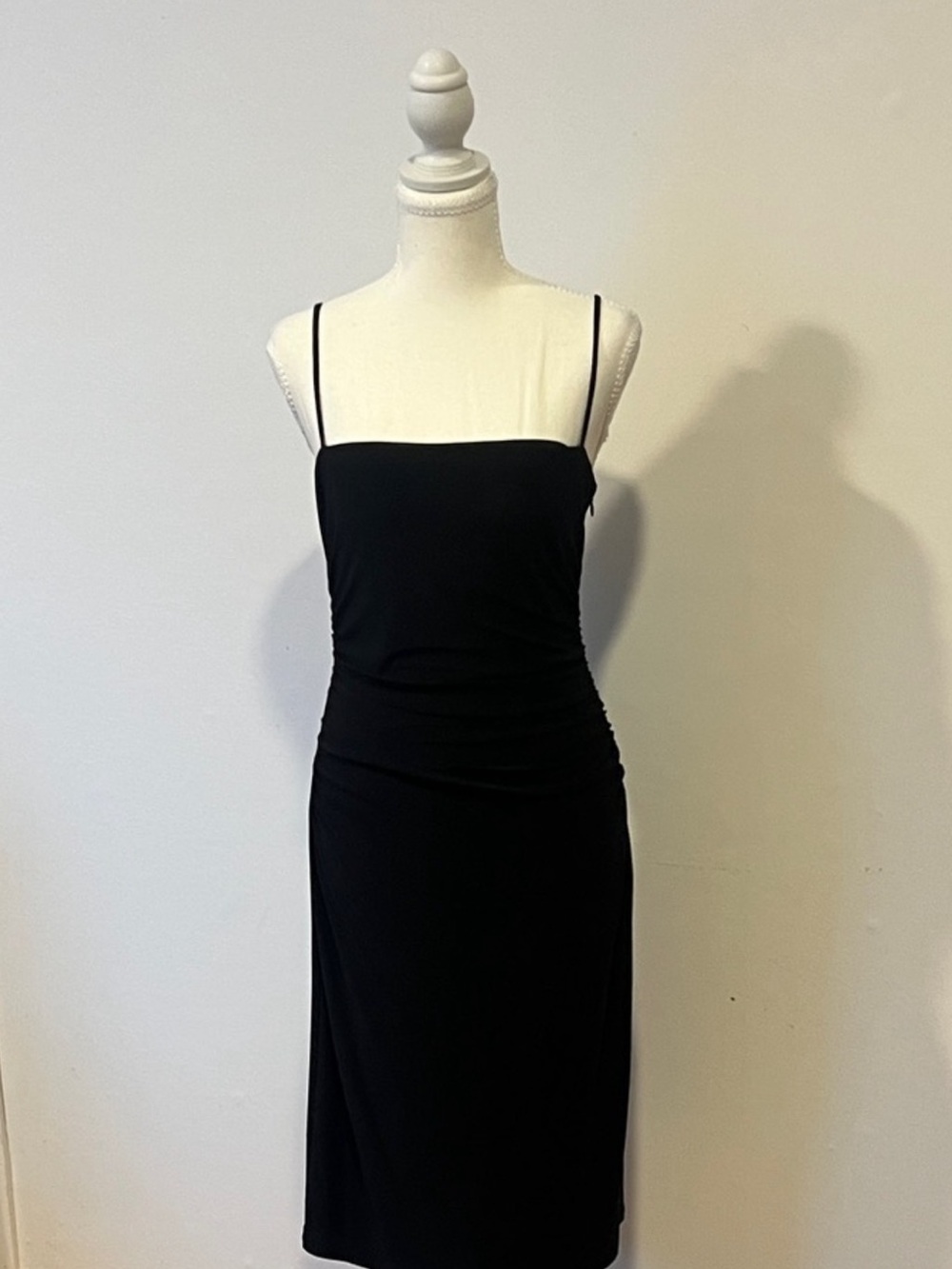 Laundry Shelli Segal Classic Black Spaghetti-Strap occasion Midi Dress, size 6